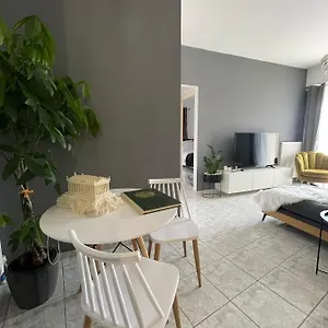  Apartment Knd Living Concept -